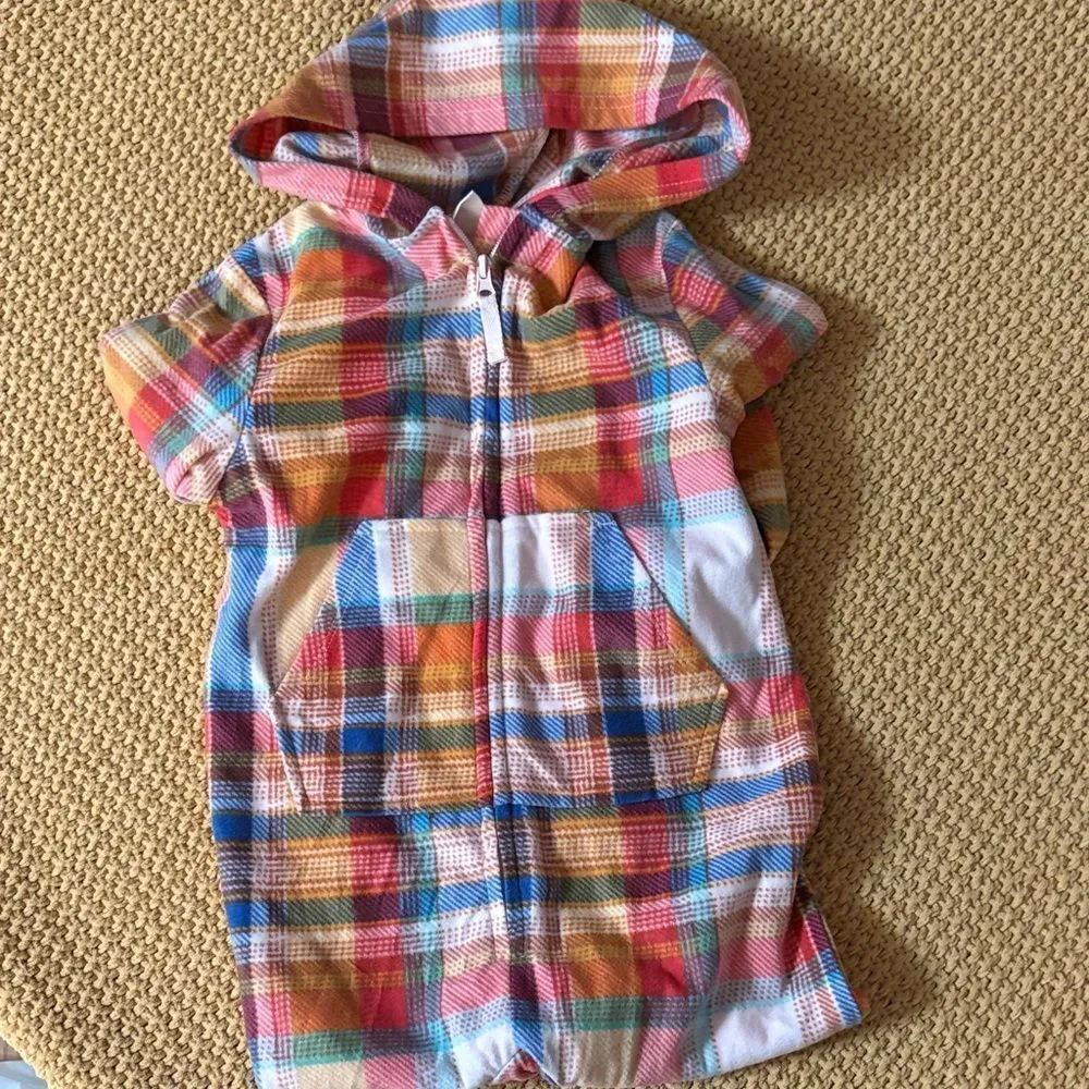 NWT ONE Piece Colorful Plaid Hooded Jumpsuit Pajamas S 6/7